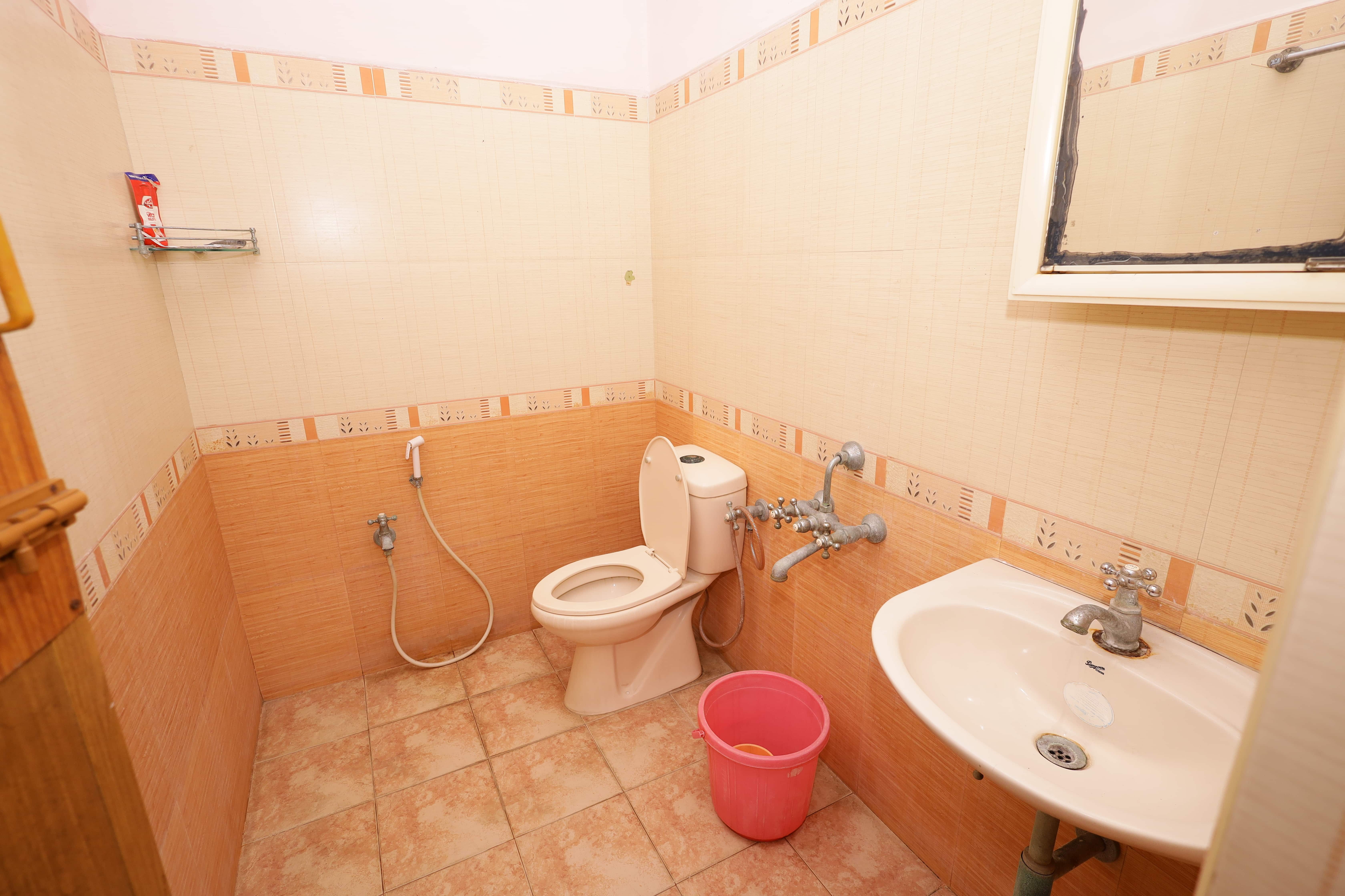 Serenity homestay 2BHK Bathroom 1